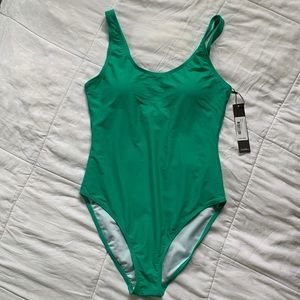 🌼Stunning Nicole Miller Sea Green Scoop Back One Piece Swimsuit Size M NWT